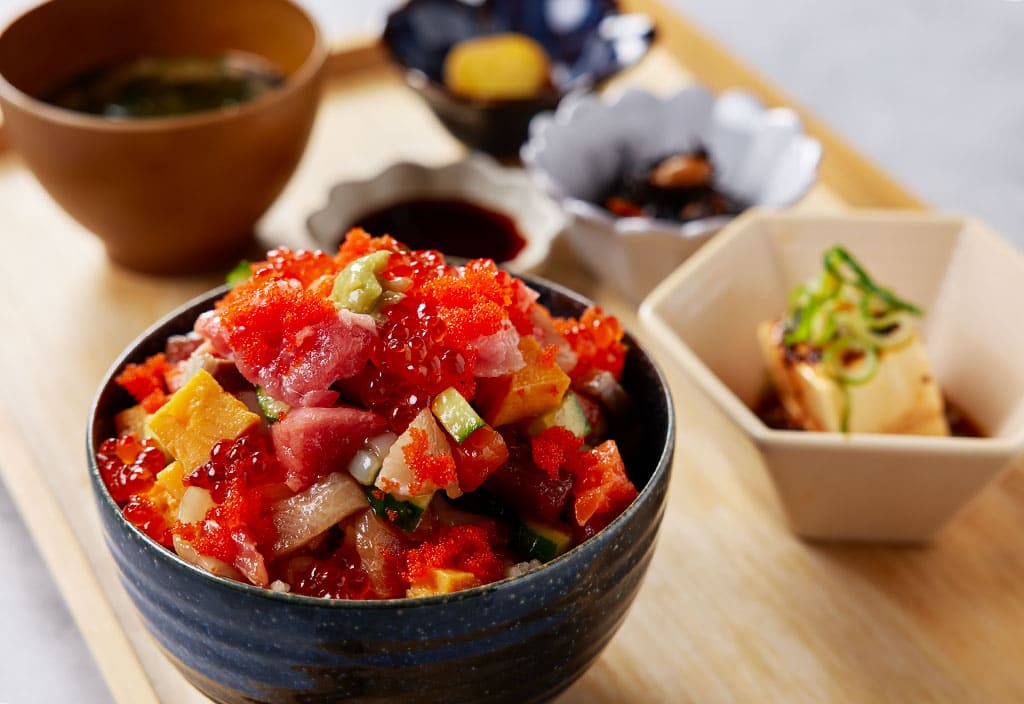 ウンパイロー定食